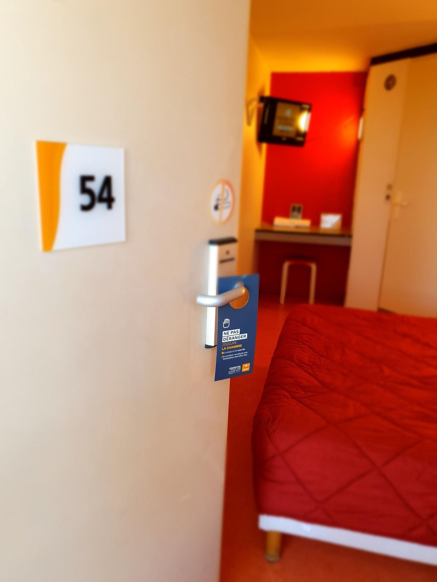 พรีเมียร์ คลาส นองซี อีสต์ เอสเซย์ Hotel Essey-les-Nancy ภายนอก รูปภาพ