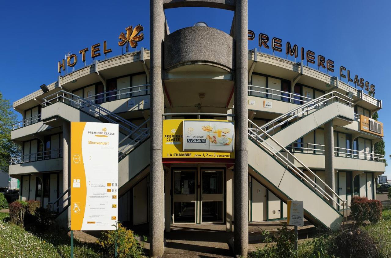 พรีเมียร์ คลาส นองซี อีสต์ เอสเซย์ Hotel Essey-les-Nancy ภายนอก รูปภาพ